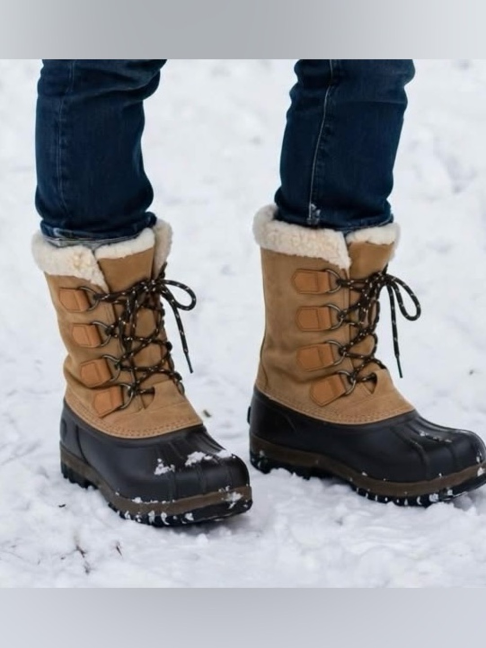 Sorel Caribou Camel and Black Winter Boots. Removable insole